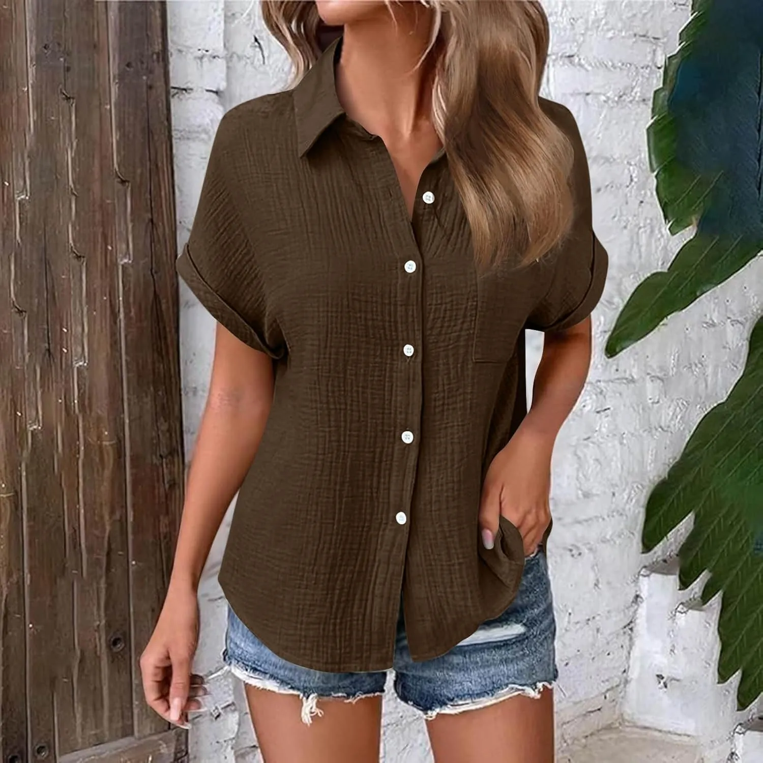 Button Down Shirts for Women Short Sleeve Shirt 2025 Summer Wrinkled V Neck T Shirt Tops Home Beach Blouse with Pocket