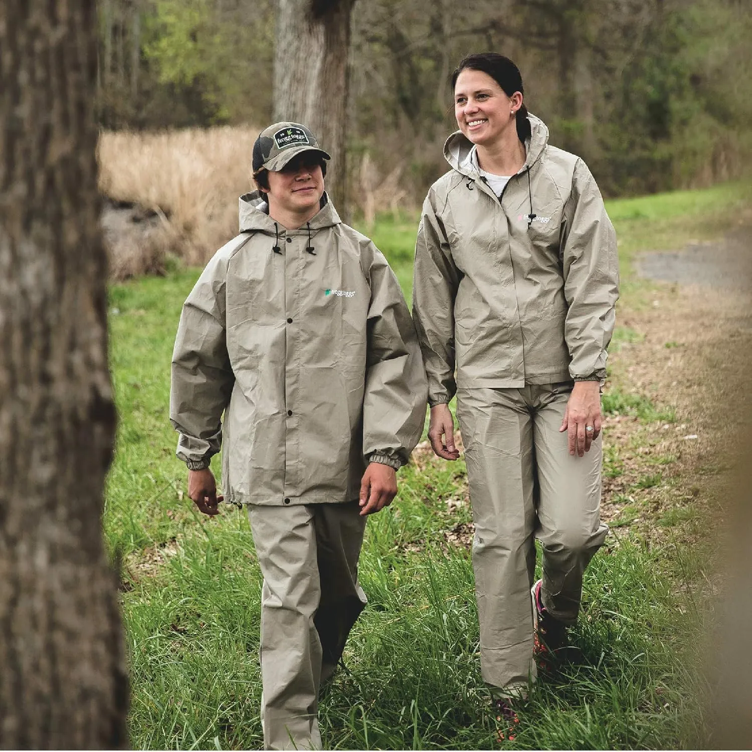 FROGG TOGGS Women's Ultra-Lite2 2-Layer Waterproof Breathable Protective Rain Suit
